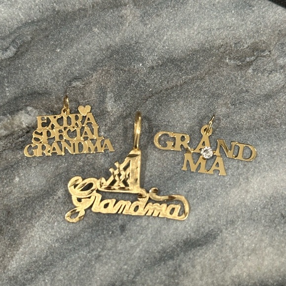 14k gold grandma pendants/charms - Picture 1 of 3